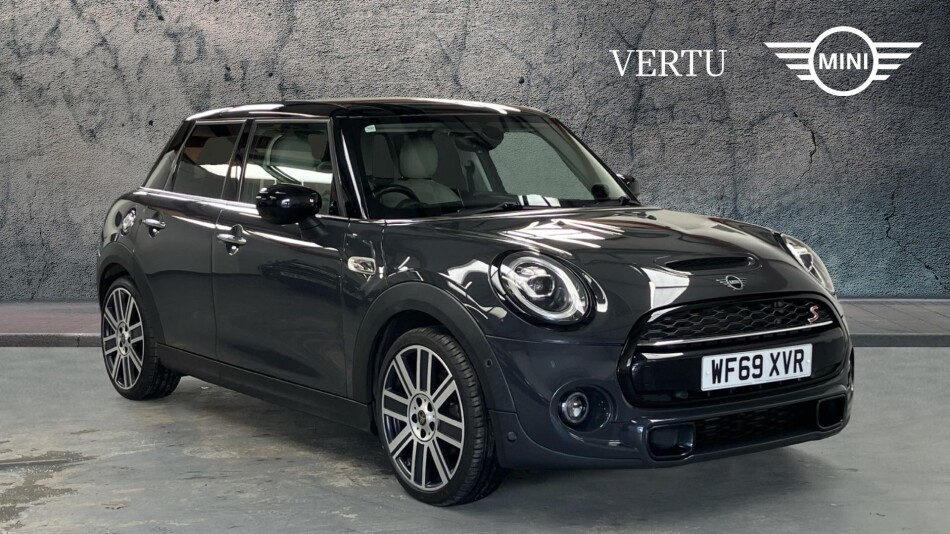 MINI Hatchback 2.0 Cooper S Exclusive II 5dr Auto [Comfort/Nav] Petrol Hatchback